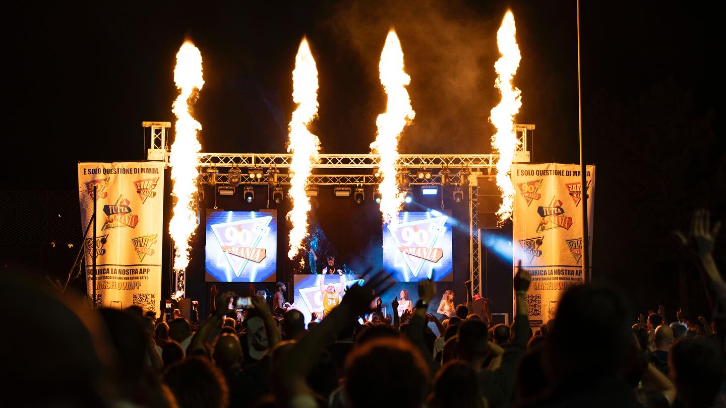 Evento 90 Mania in piazza